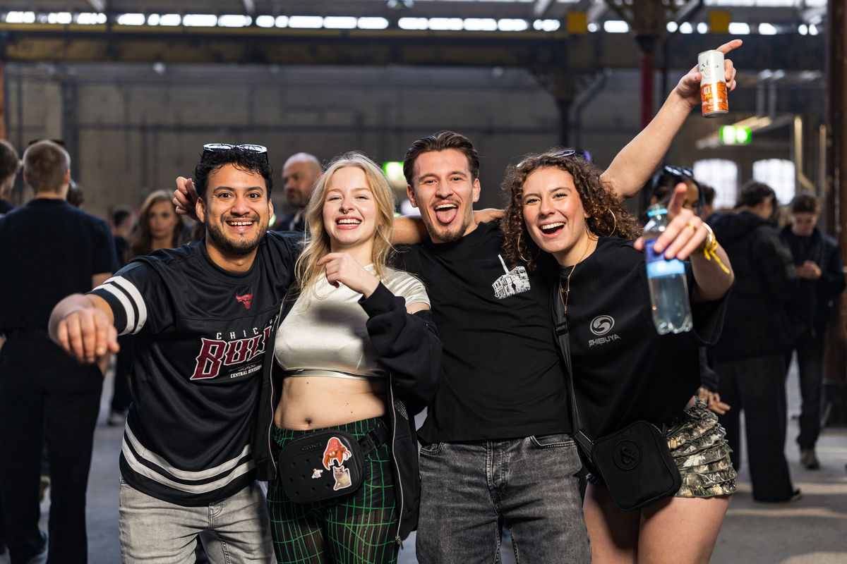 Loading... just a sec